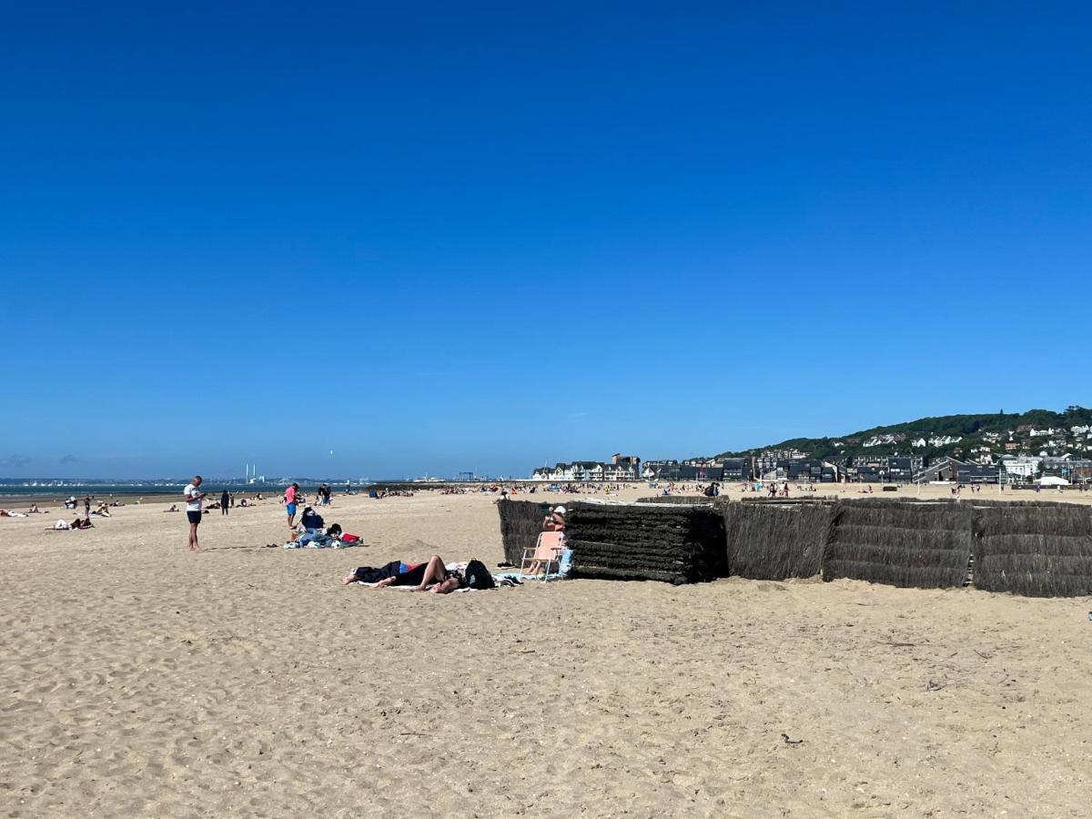 La Vigie Spacieux, Lumineux, Piscine Deauville Bagian luar foto